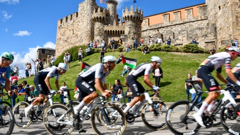 La Vuelta Ciclista a su paso por Ponferrada (34)