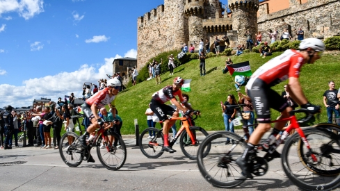 La Vuelta Ciclista a su paso por Ponferrada (48)