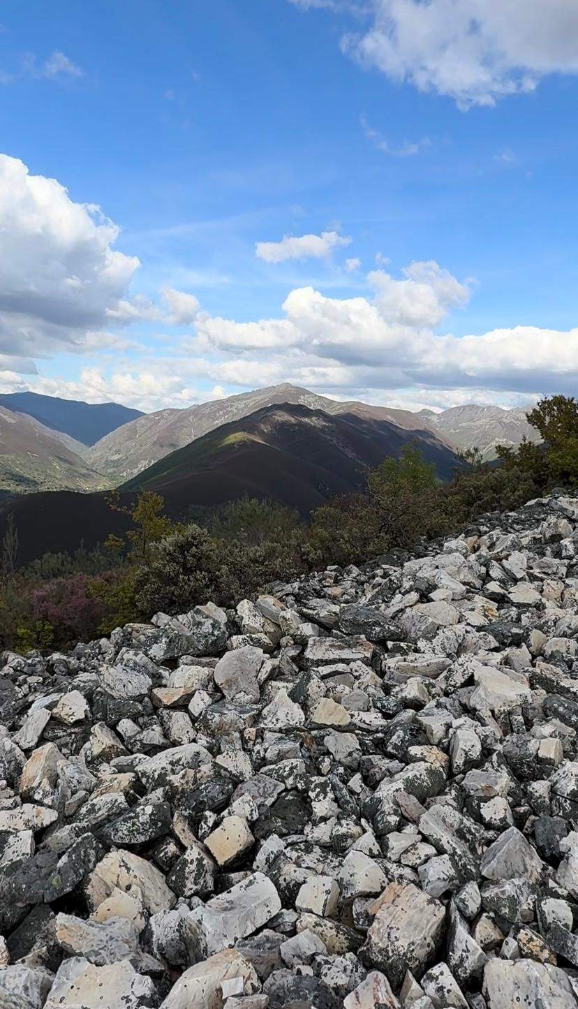 Valles del Sil Trail (2) Valles del Sil Trail (2)