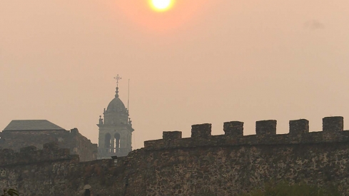 César Hornija / ICAL. Intenso humo en Ponferrada debido a los diferentes incendios |