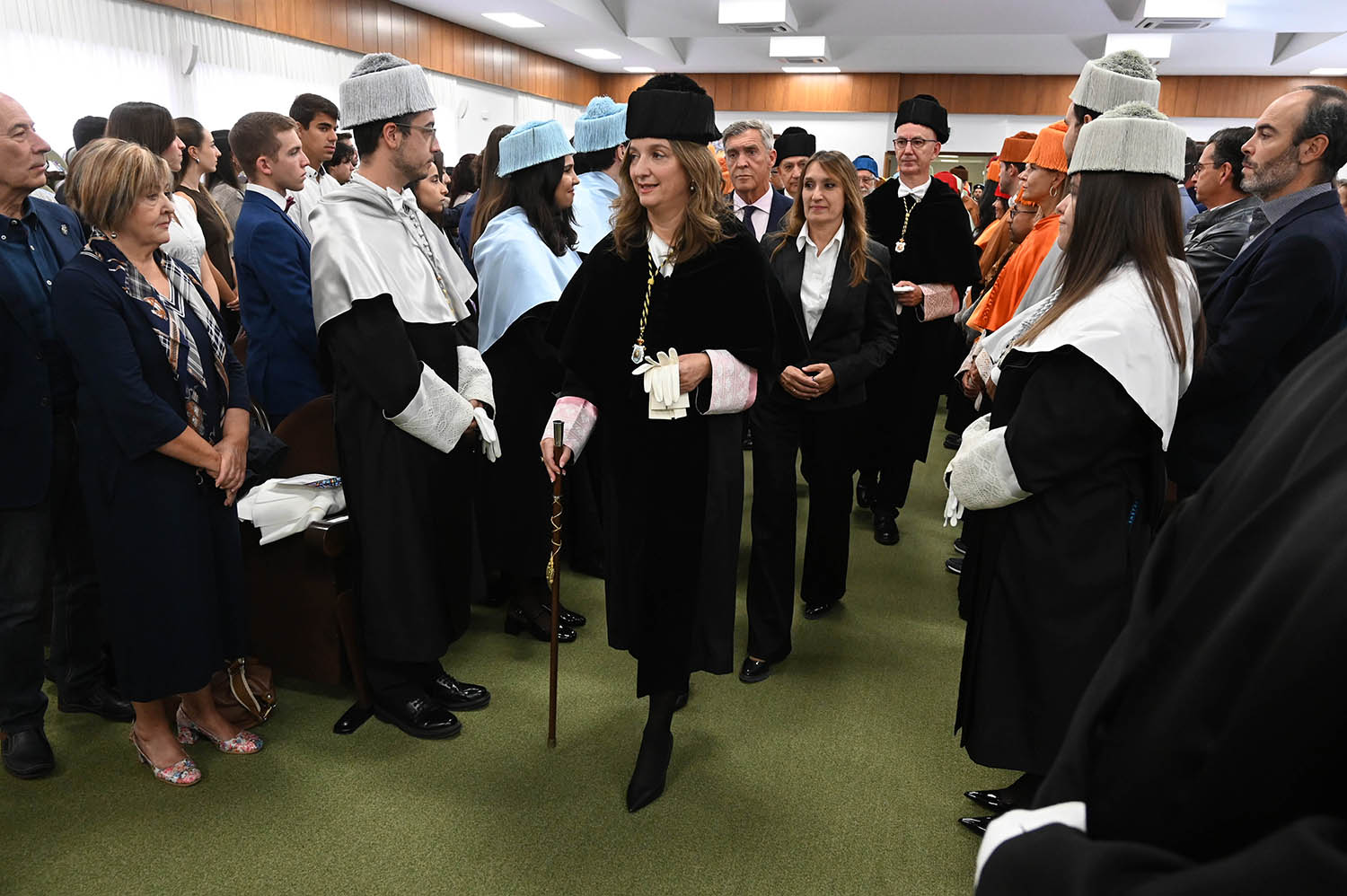 Peio García ICAL. La rectora de la Universidad de León, Nuria González, preside el acto de apertura del curso académico 2025 2026 de la institución académica, al que asisten, entre otros, la consejera de Educación 1