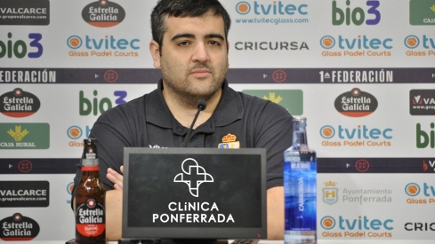 El entrenador del Baloncesto Clínica Ponferrada, Oriol Pozo