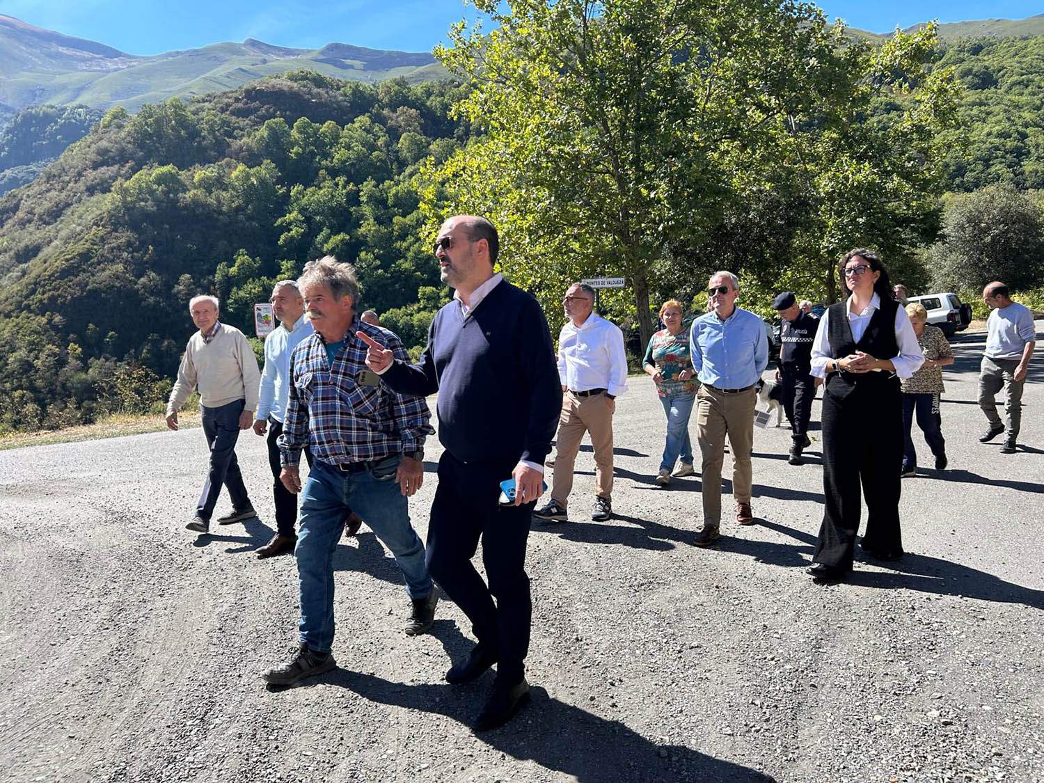 Visita institucional a Montes de Valdueza