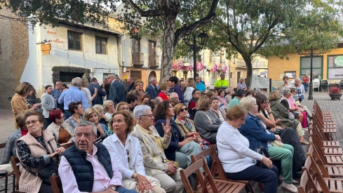 Nombramiento de Prada a Tope como hijo predilecto de Cacabelos (7)