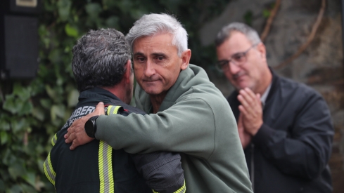 ICAL . La Asociación de Vecinos El Nogalón celebra un acto de homenaje al bombero forestal Nacho Rumbao, fallecido en acto de servicio en Espinoso de Compludo (7)