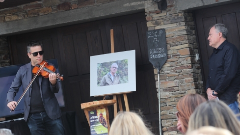 ICAL . La Asociación de Vecinos El Nogalón celebra un acto de homenaje al bombero forestal Nacho Rumbao, fallecido en acto de servicio en Espinoso de Compludo (14)