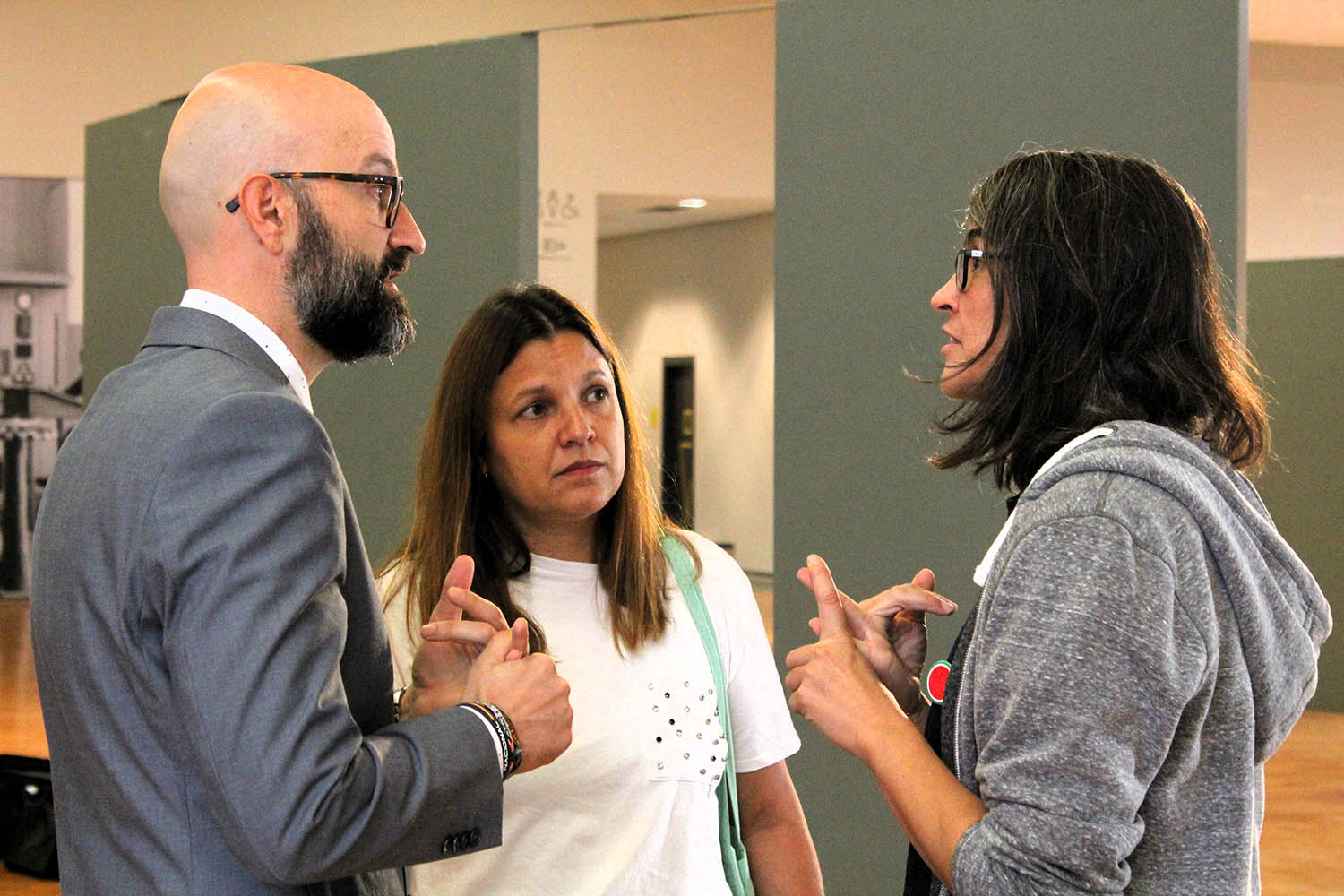 Llega a la Térmica Cultural la muestra ‘Eroding Franco’, sobre la huella ecológica del franquismo.