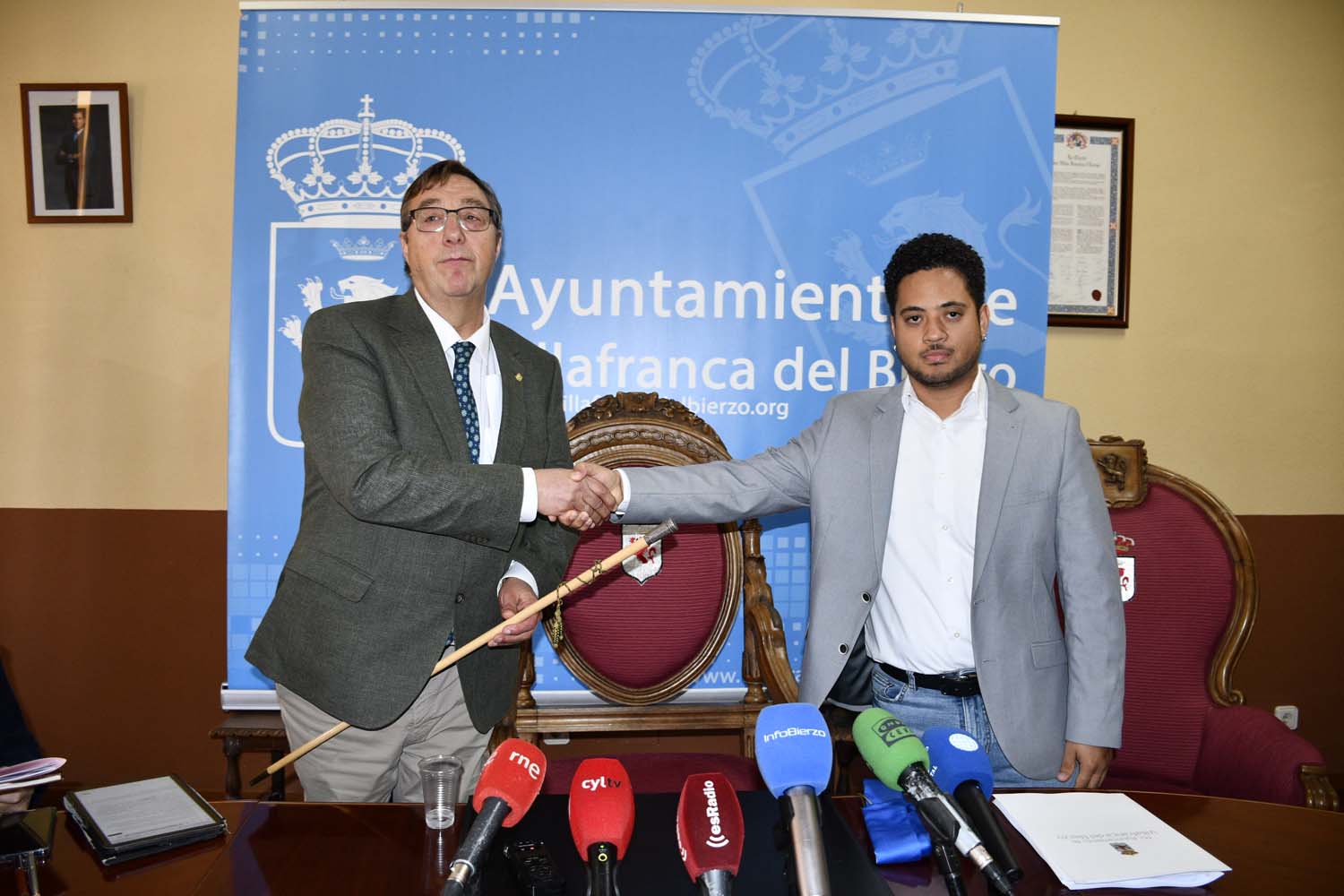 Jose Manuel Pereira recupera la alcaldía de Villafranca del Bierzo (16)