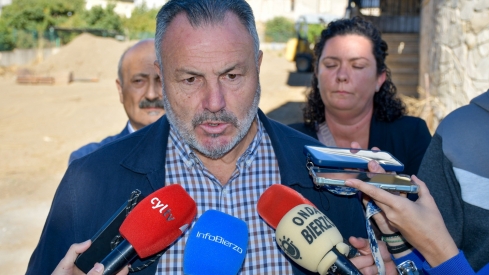 El presidente del PSOE en la provincia de León y alcalde de Camponaraya, Eduardo Morán