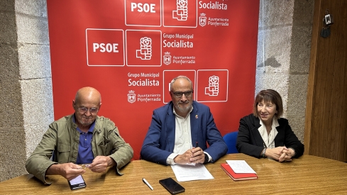 El PSOE de Ponferrada. archivo | El PSOE de Ponferrada acusa al equipo de gobierno de "arrogancia" en la gestión de las piscinas y alerta de un “crack económico” 