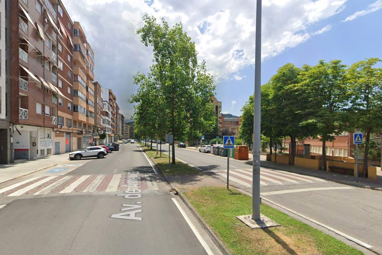 Avenida de América de Ponferrada a la altura en la que tuvo lugar el suceso