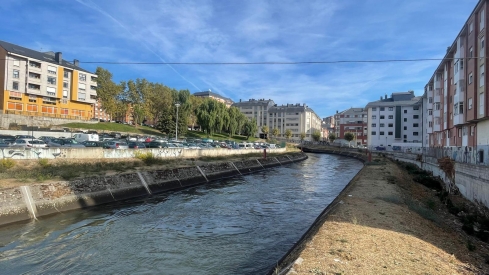 Canal de Cornatel de Ponferrada. Ponferrada dará un giro urbano con la cubrición del canal de Cornatel: 4 millones para un espacio peatonal y verde