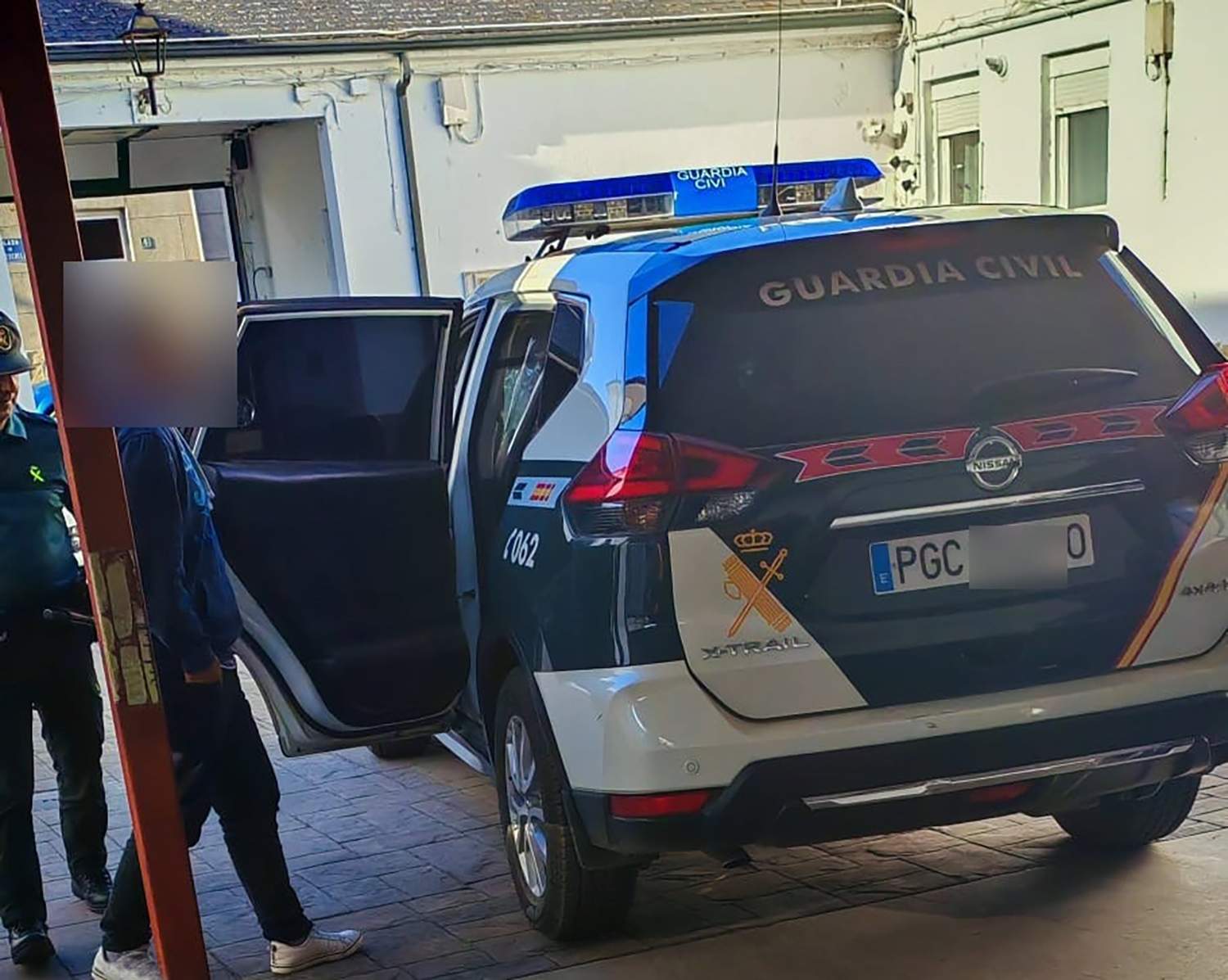 Detenido en Cacabelos por un supuesto delito de estafa y blanqueo de capitales en la venta de animales de compañía por internet 