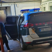 Detenido en Cacabelos por un supuesto delito de estafa y blanqueo de capitales en la venta de animales de compañía por internet 