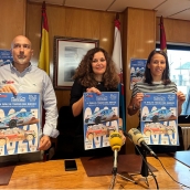 Presentación Rallye Tierra del Bierzo. En la foto: el presidente de Médula Sport, Conrado Fernández, la alcaldesa de Bembibre, Silvia Cao (C), y la concejala de Deportes de Ponferrada, Eva González (D)
