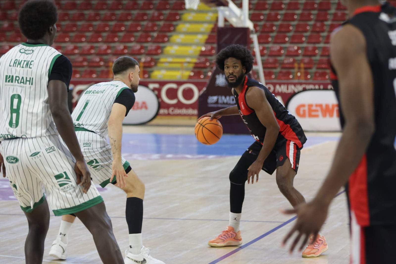 Coto Córdoba Clínica Ponferrada fotos @franperez70 (3) Coto Córdoba Clínica Ponferrada fotos @franperez70 (3)