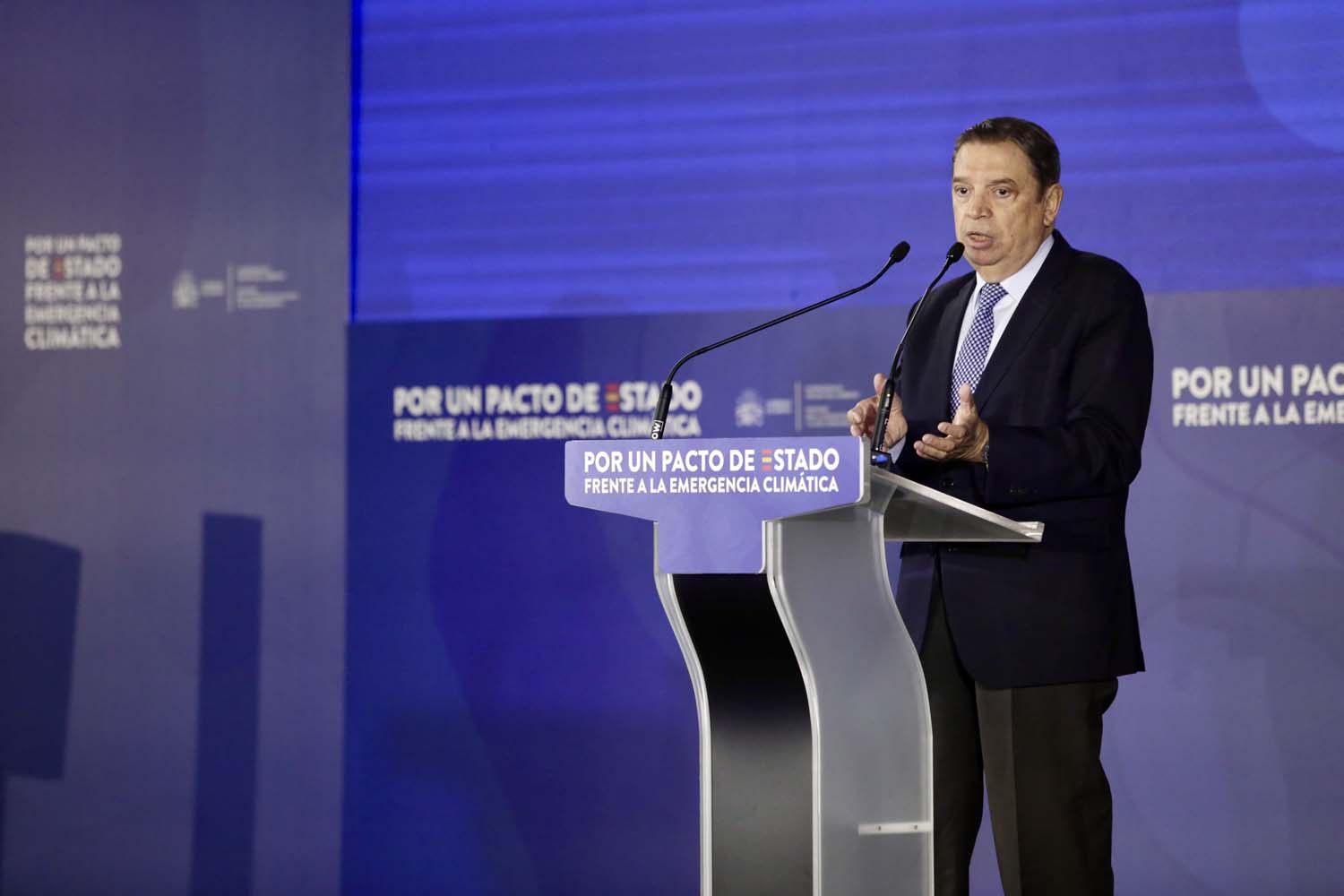 El ministro de Agricultura, Pesca y Alimentación, Luis Planas (2)