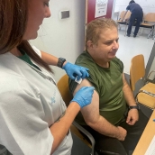 Vacunación en el centro de salud de Cuatrovientos