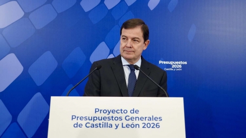 Leticia Pérez ICAL. El presidente de la Junta de Castilla y León, Alfonso Fernández Mañueco, comparece en rueda de prensa para presentar el proyecto de Ley de Presupuestos Generales de la Comunidad de Castilla y Le (5)