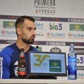 Cortés en rueda de prensa | Cortés: A la Ponferradina le «va a venir bien mentalmente» la victoria ante el Talavera Cortés en rueda de prensa | Cortés: A la Ponferradina le «va a venir bien mentalmente» la victoria ante el Talavera