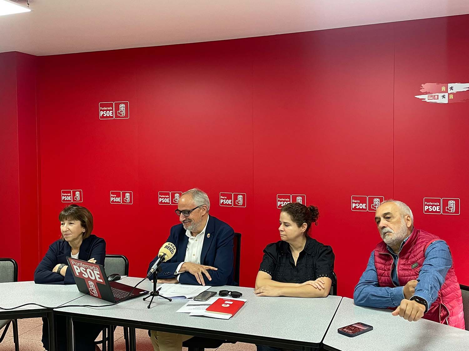 El PSOE de Ponferrada habla sobre los presupuestos de CyL El PSOE de Ponferrada habla sobre los presupuestos de CyL