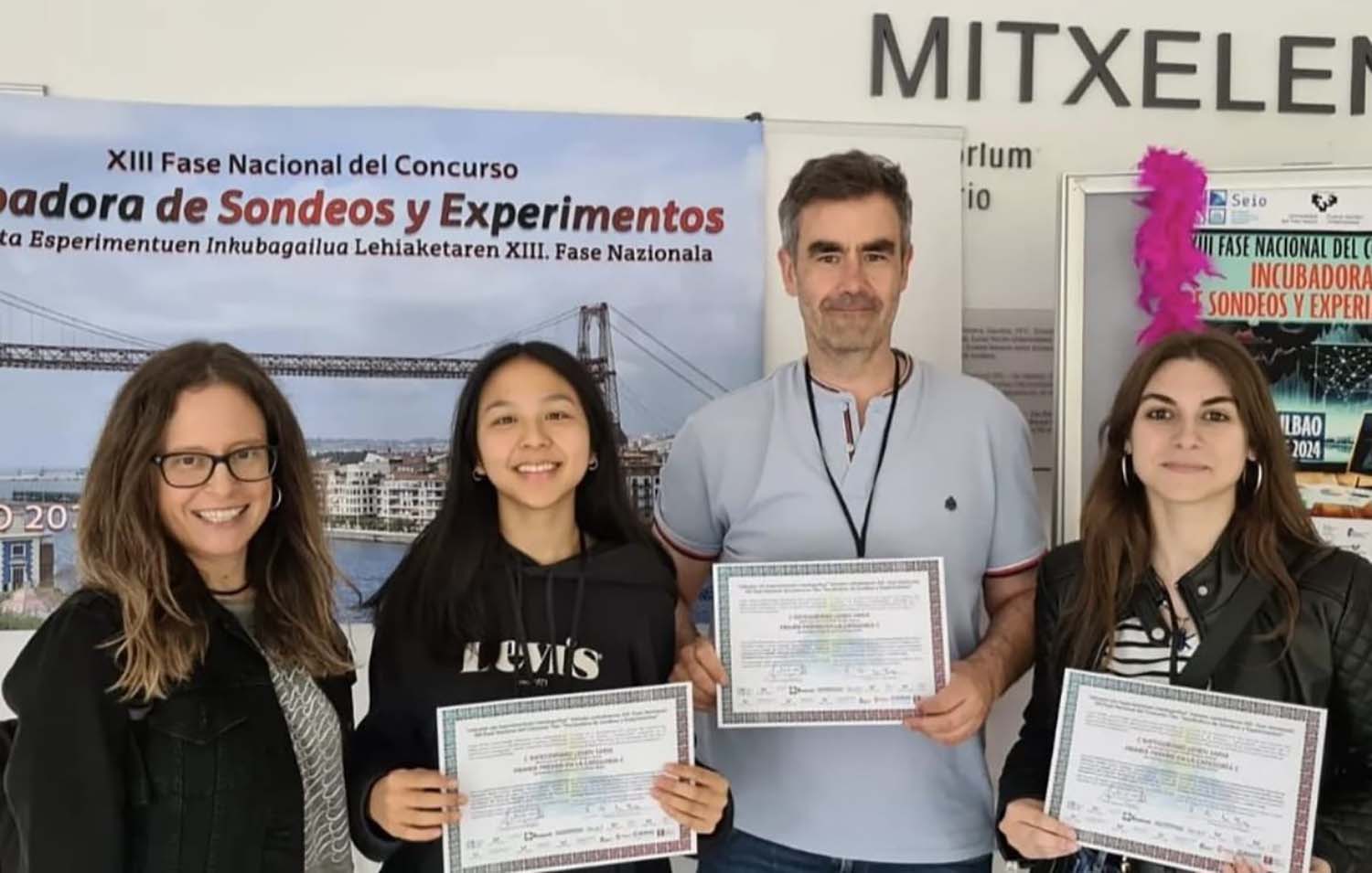 IES Gil y Carrasco La Haya IES Gil y Carrasco La Haya