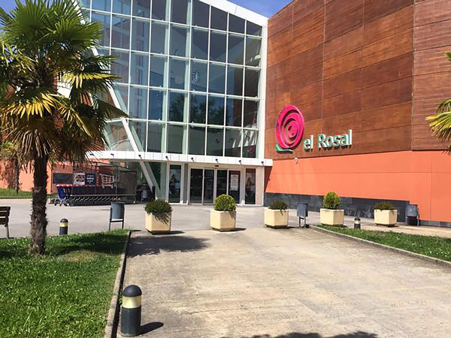 Centro Comercial El Rosal de Ponferrada en la actualidad