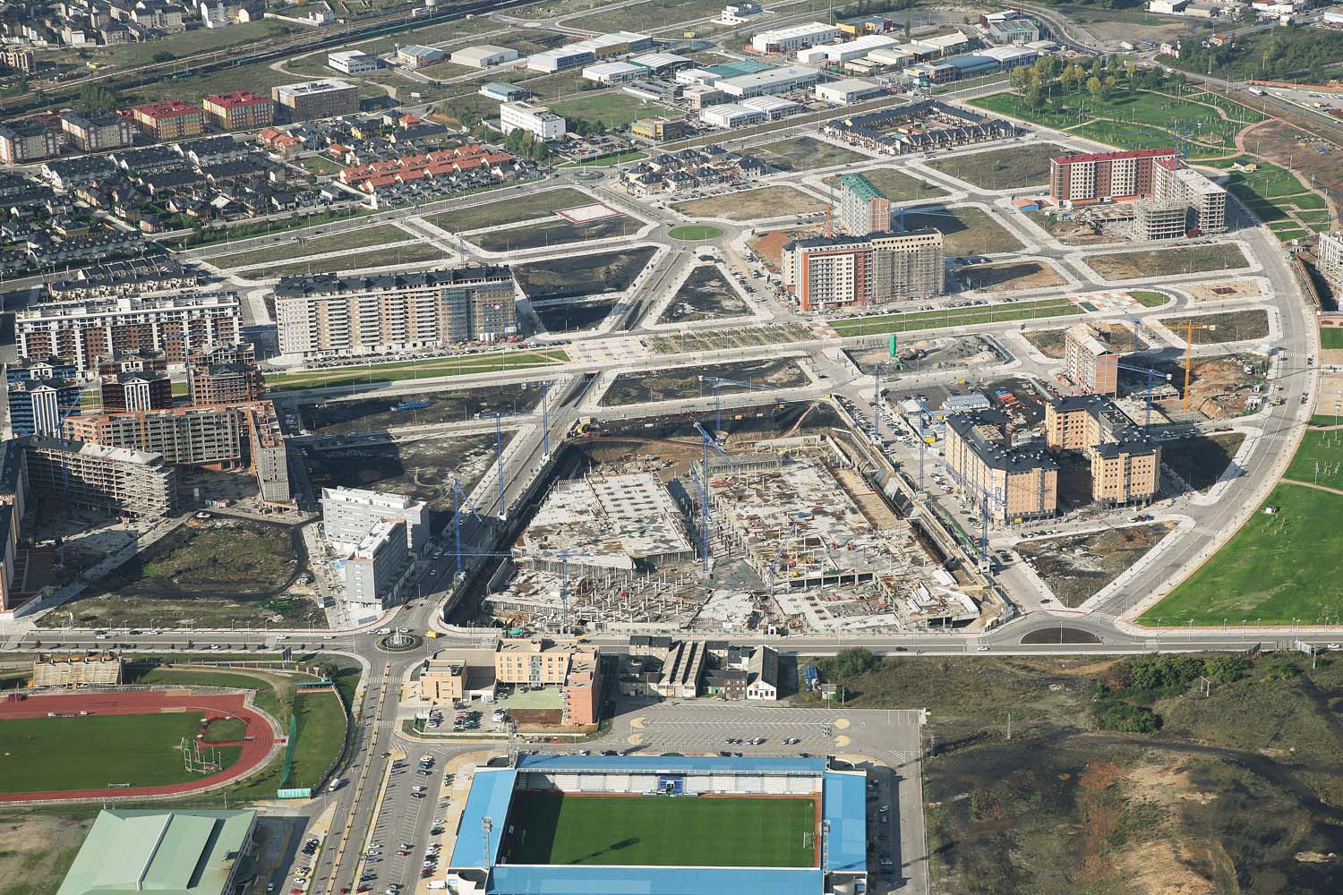 Construcción del CC El Rosal. Cedidas a InfoBierzo(3) Construcción del CC El Rosal. Cedidas a InfoBierzo(3)