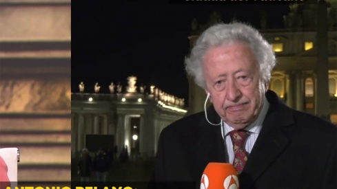 Antonio Pelayo, corresponsal de Antena 3 en El Vaticano