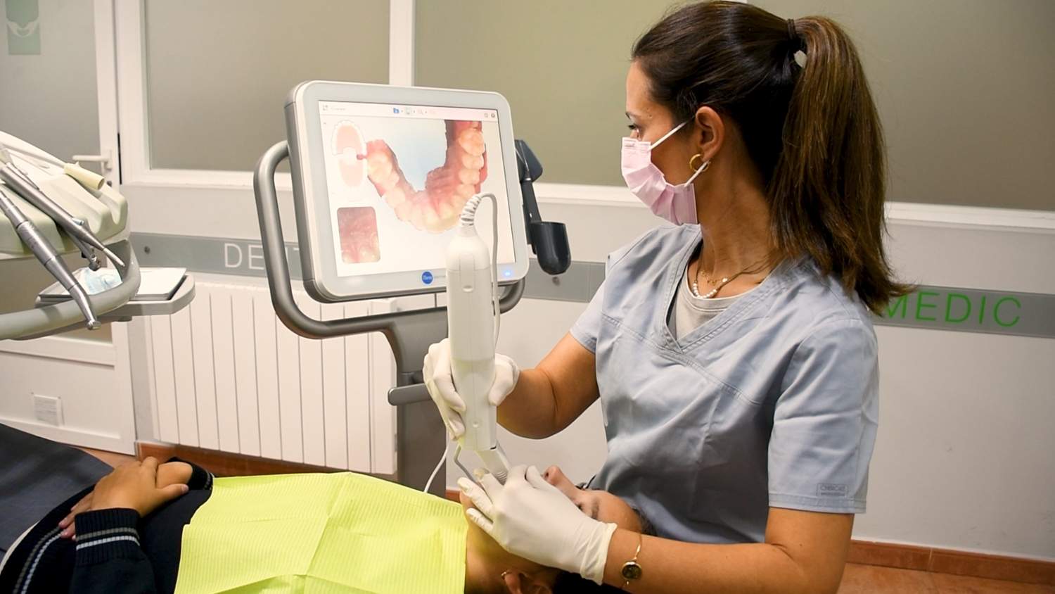 invisalign en Dentomedic (4)