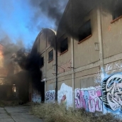 Sofocado un incendio en la antigua azucarera de Veguellina de Órbigo (León)