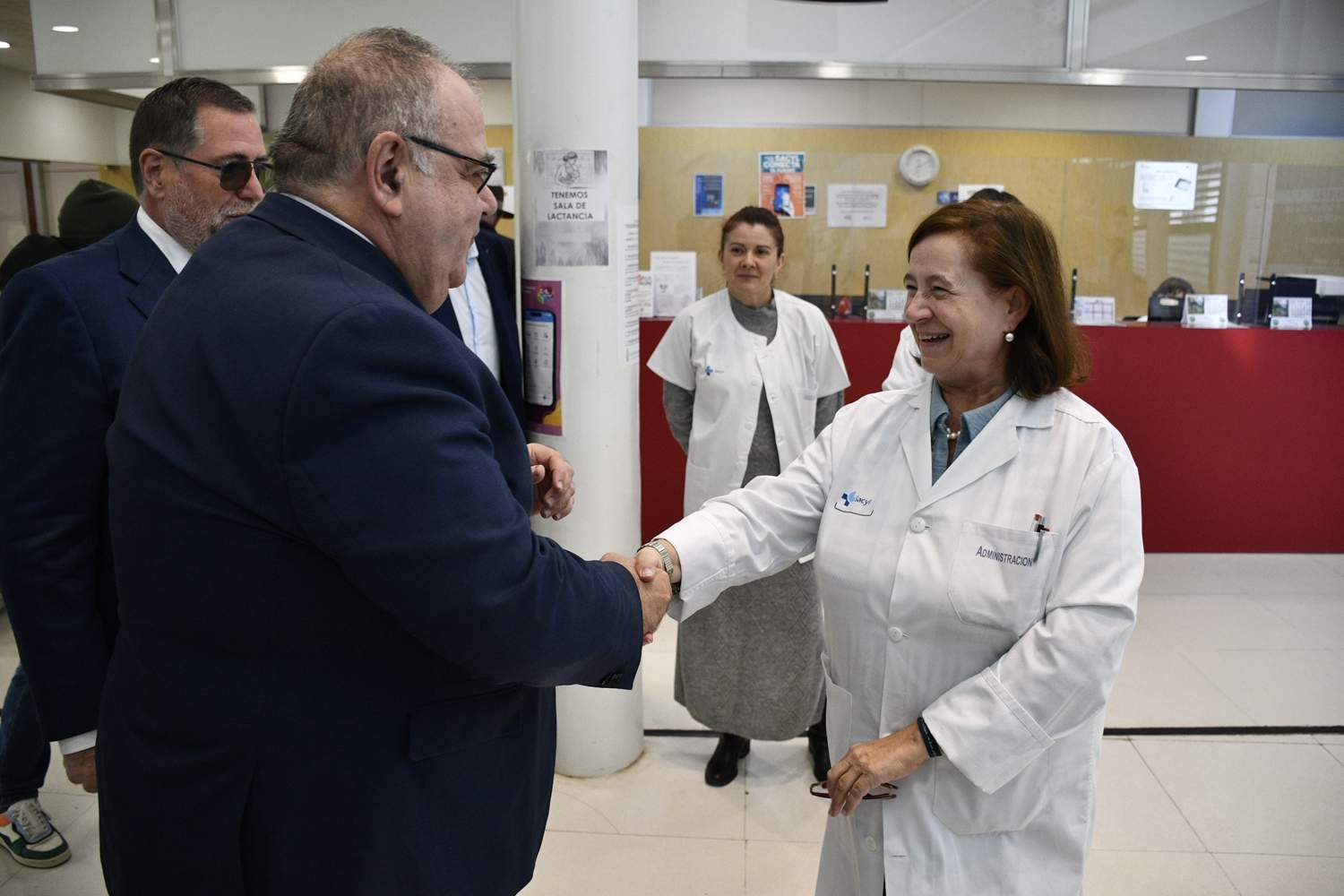 Visita del consejero de Sanidad Alejandro Vázquez Ramos (4)