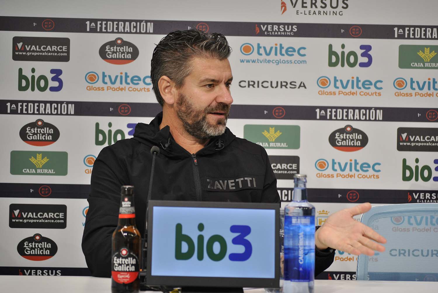 Estévez en rueda de prensa Estévez en rueda de prensa