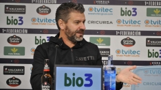 Estévez en rueda de prensa