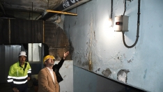 Estado de las piscinas Lydia Valentín. Visita del alcalde de Ponferrada, Marco Morala