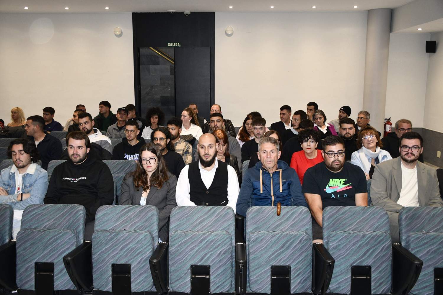 Acto de clausura de los Programas Mixtos de la escuela Pablo Voces (3) Acto de clausura de los Programas Mixtos de la escuela Pablo Voces (3)