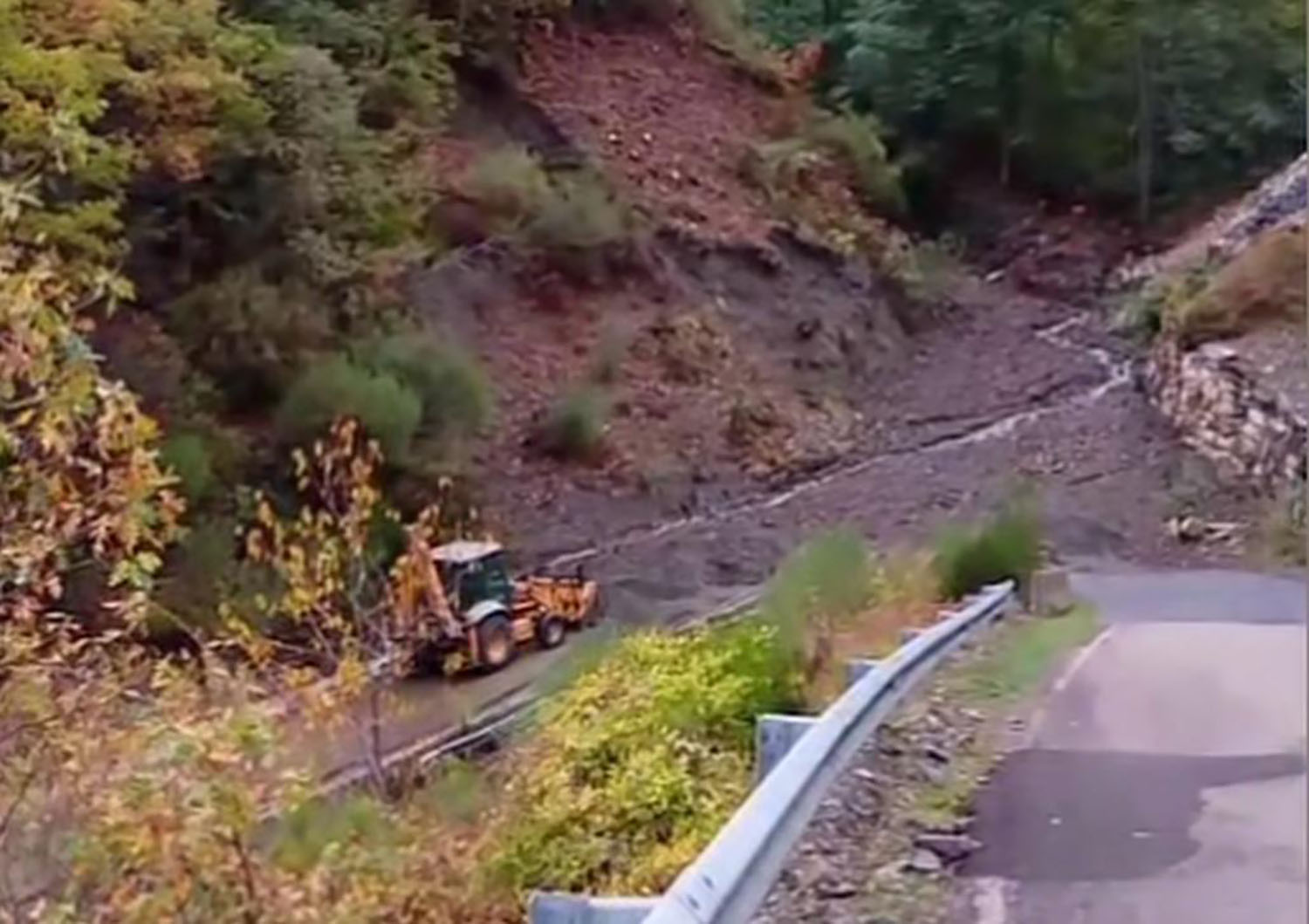 Desprendimiento en Peñalba durante este fin de semana. La cantina de Peñalba 