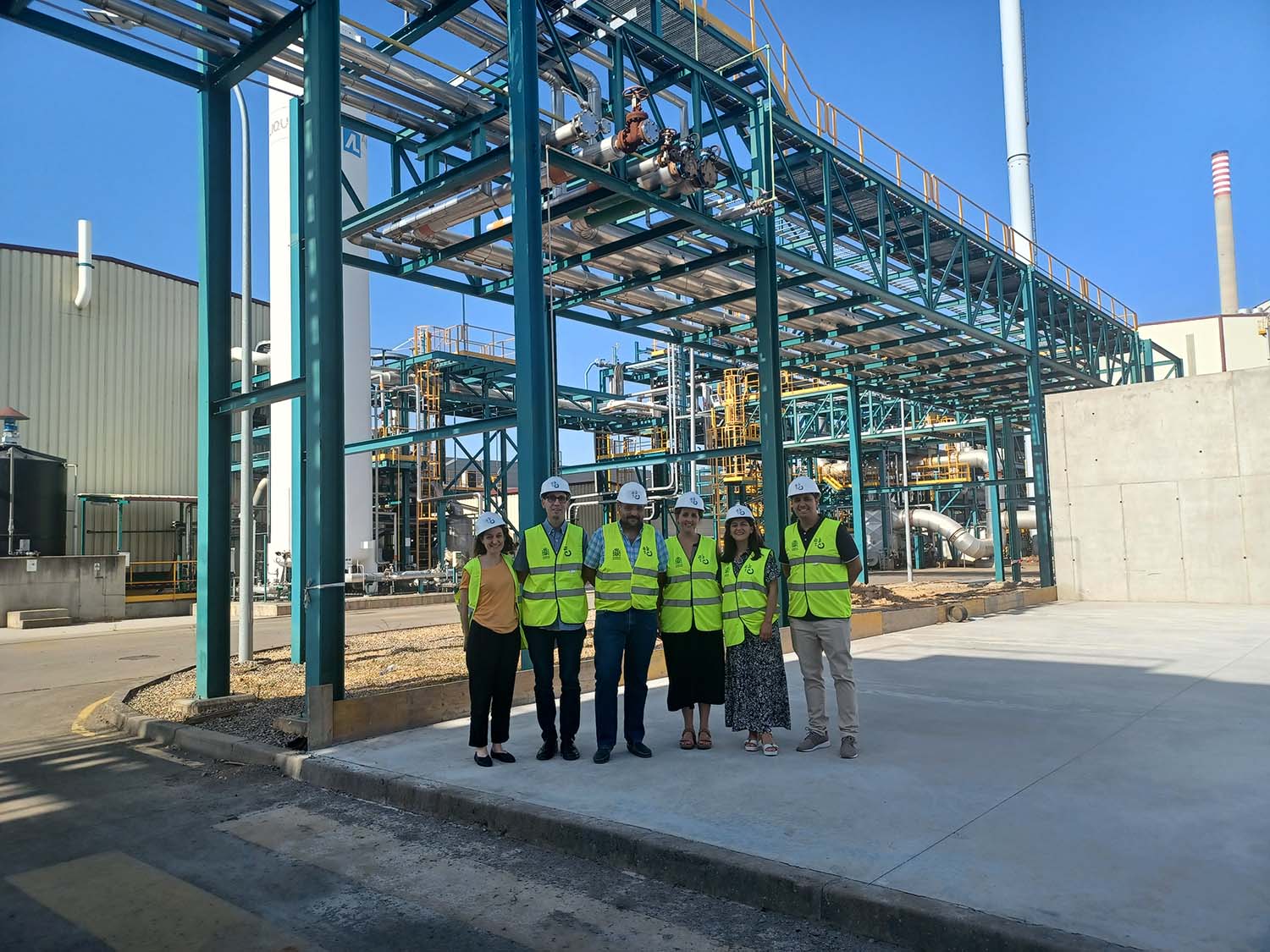 Equipo de Eurecat y CIUDEN que ha participado en la primera fase del proyecto, en las instalaciones de CIUDEN donde se ubicará la planta piloto de producción de metanol.