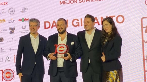 El sumiller del MuNa, Dani Giganto, elegido el mejor de España en los International Wine Challenge Awards