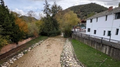 Río Oza a su paso por Toral de Merayo