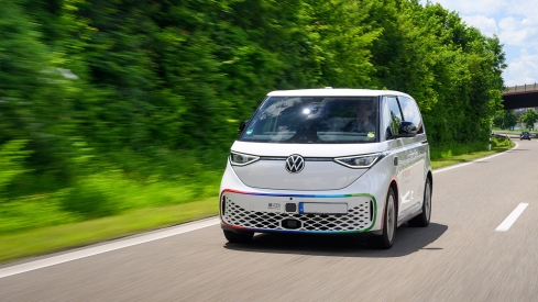 ChatGPT conduciendo un Volkswagen ID Buzz (Web de Bosch) 