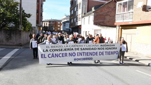 Manifestación por la sanidad del Bierzo en Bembibre (30) Manifestación por la sanidad del Bierzo en Bembibre (30)