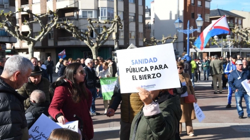 Manifestación por la sanidad del Bierzo en Bembibre (50) Manifestación por la sanidad del Bierzo en Bembibre (50)
