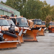 Campillo / ICAL. El presidente de la Diputación de León, Gerardo Álvarez Courel, y el vicepresidente, Roberto Aller, presentan el Plan de Vialidad Invernal 25/26