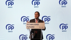 César Sánchez / ICAL . El presidente del PP de Castilla y León, Alfonso Fernández Mañueco, durante la clausura del acto con alcaldes y portavoces de la formación ‘popular’ en El Bierzo César Sánchez / ICAL . El presidente del PP de Castilla y León, Alfonso Fernández Mañueco, durante la clausura del acto con alcaldes y portavoces de la formación ‘popular’ en El Bierzo