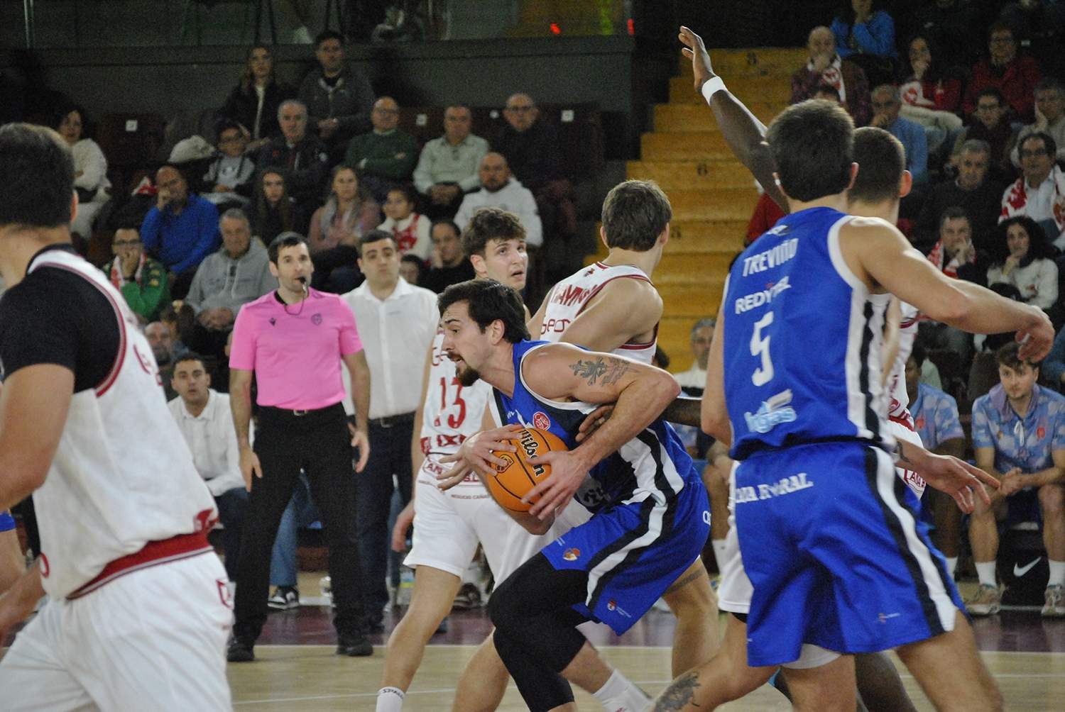 El Ciudad de Ponferrada solicita a la FEB la revisión de los criterios de designación arbitral