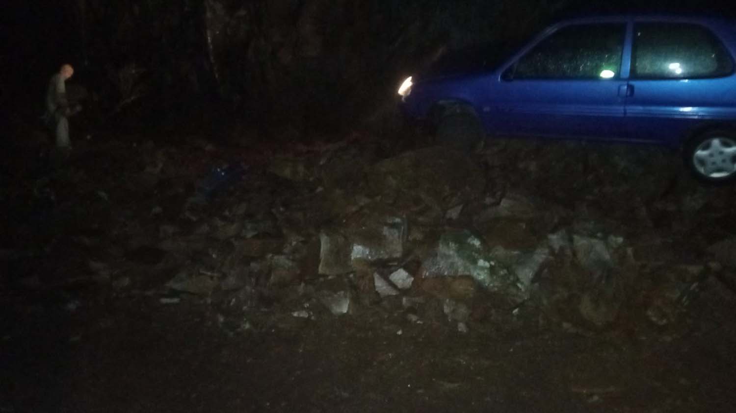 Derrumbe en la CL 631