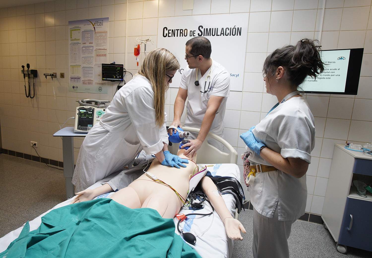 César Sánchez / ICAL. Presentación del Centro de Simulación de la Gasbi del Hospital El Bierzo César Sánchez / ICAL. Presentación del Centro de Simulación de la Gasbi del Hospital El Bierzo