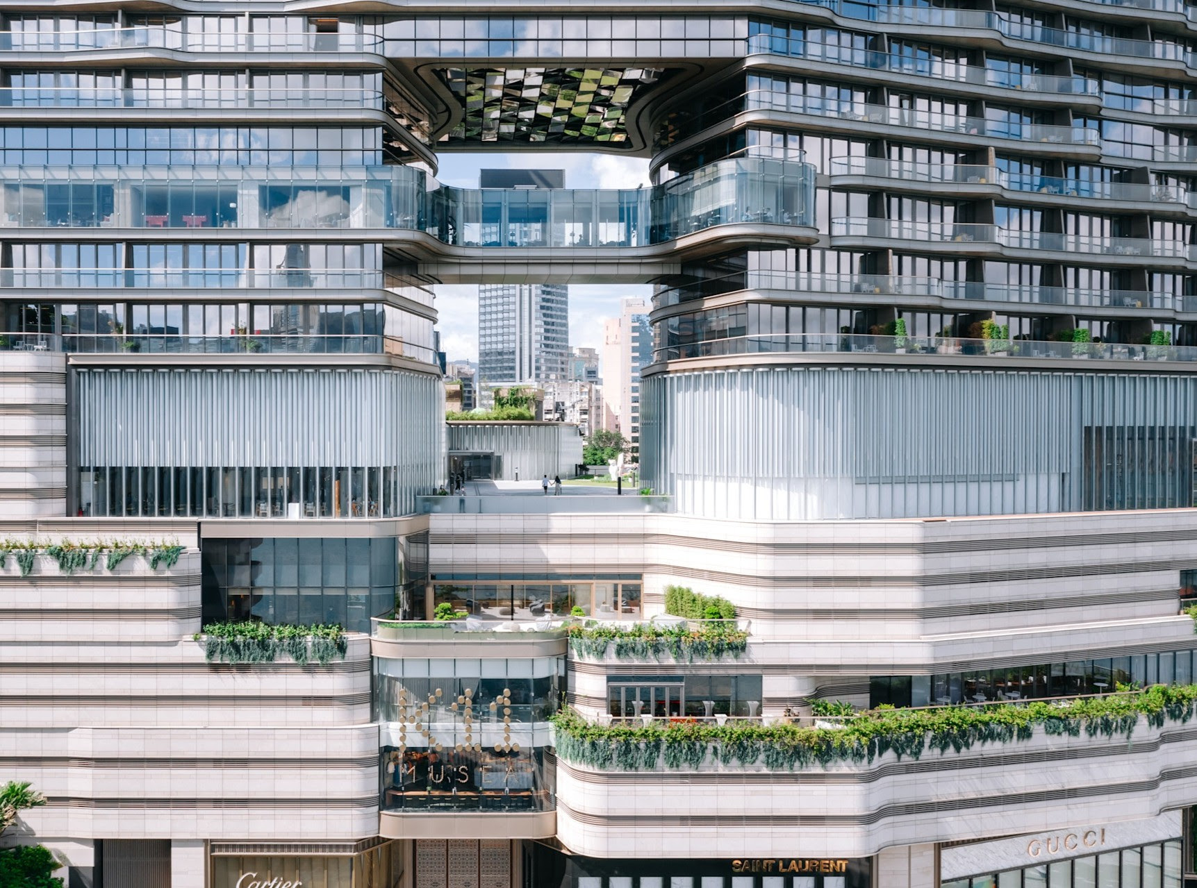 K11 Musea, ubicado en Hong Kong (1) K11 Musea, ubicado en Hong Kong (1)