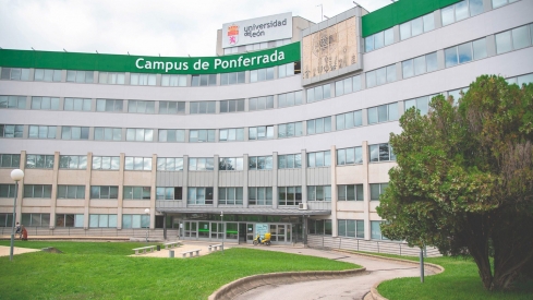 Edificio principal del Campus de Ponferrada